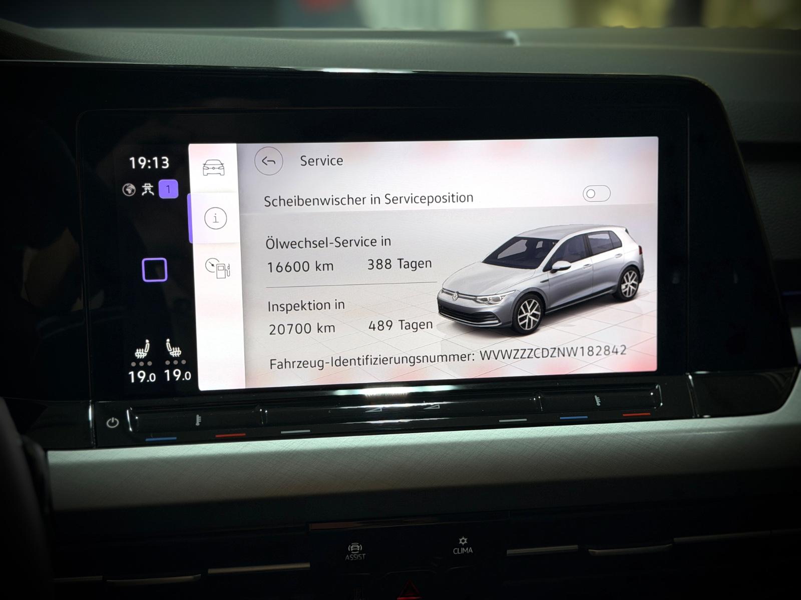 Volkswagen Golf VIII Lim. Life AUTOMATIK PANORAMA LED 1.HD, миниатюра 9