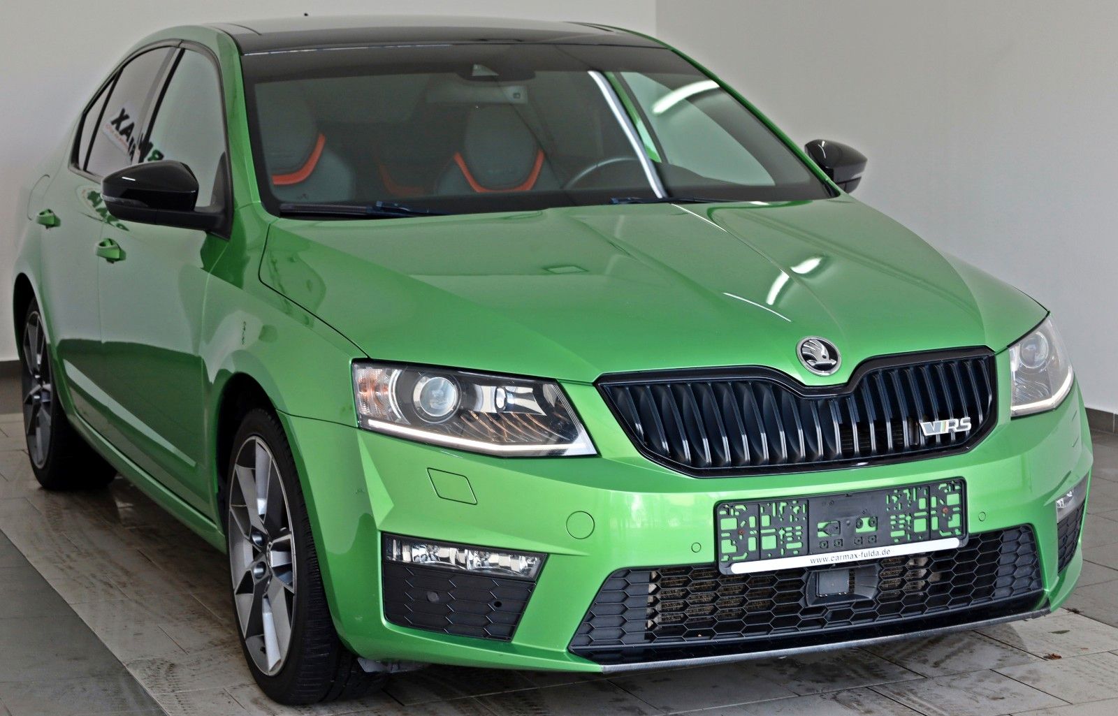 Fahrzeugabbildung SKODA Octavia Lim. RS,Leder,Navi,Bi-Xenon,SH,Panorama