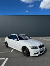 BMW 330d xDrive Edition Sport Edition Sport - BMW 330 aus 2011: 330d