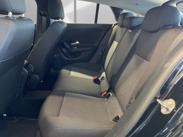 Mercedes CLA 180 Shooting Brake - 6