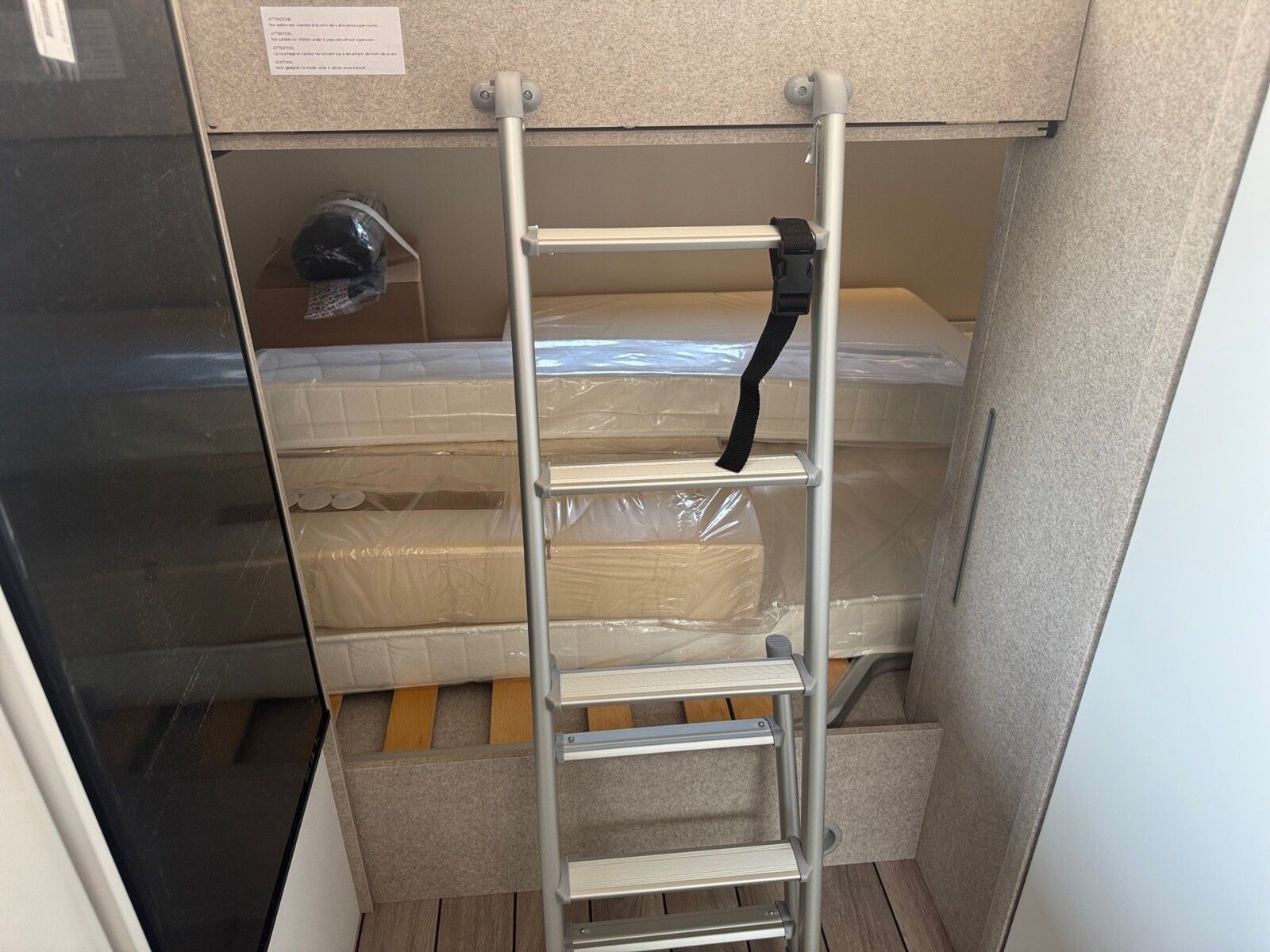 Fahrzeugabbildung Forster A FA699DVB 13340,- EUR Sondernachlass / 165 PS