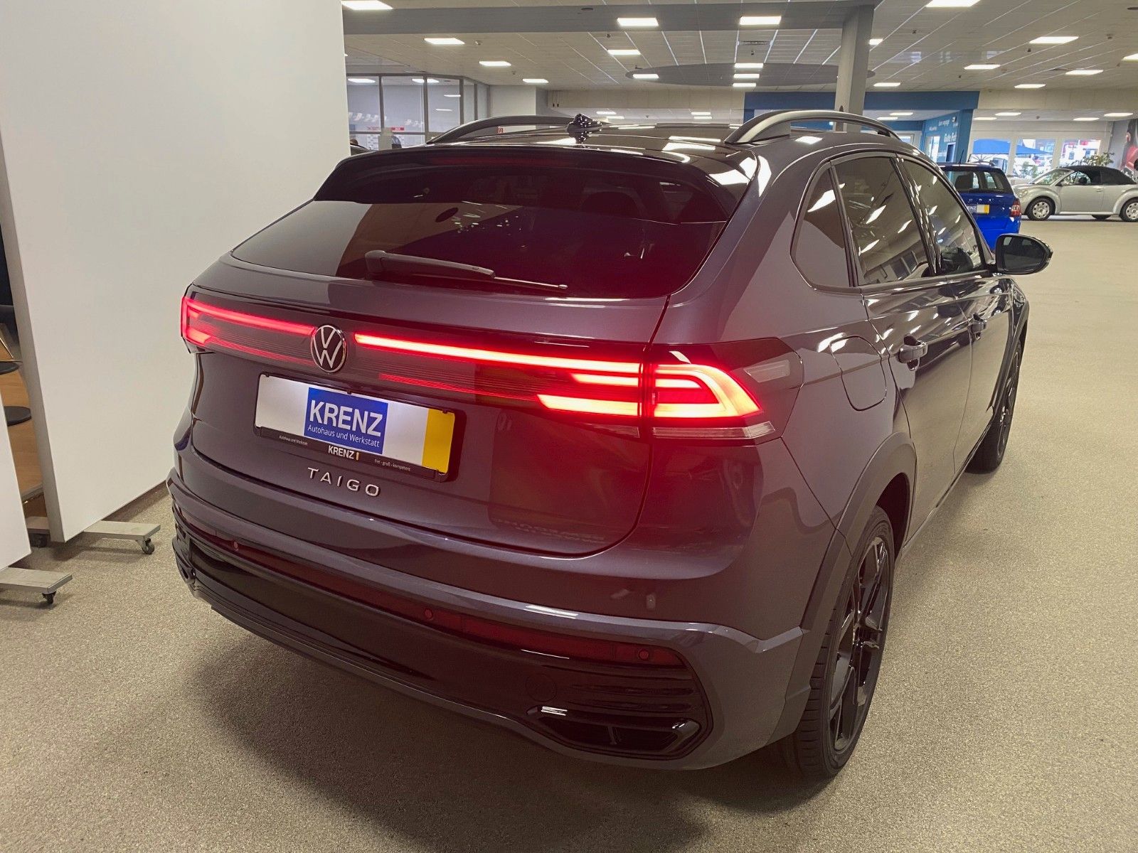 Fahrzeugabbildung Volkswagen Taigo 1.5 TSI DSG R-LINE+Black Style+ACC+Matrix+