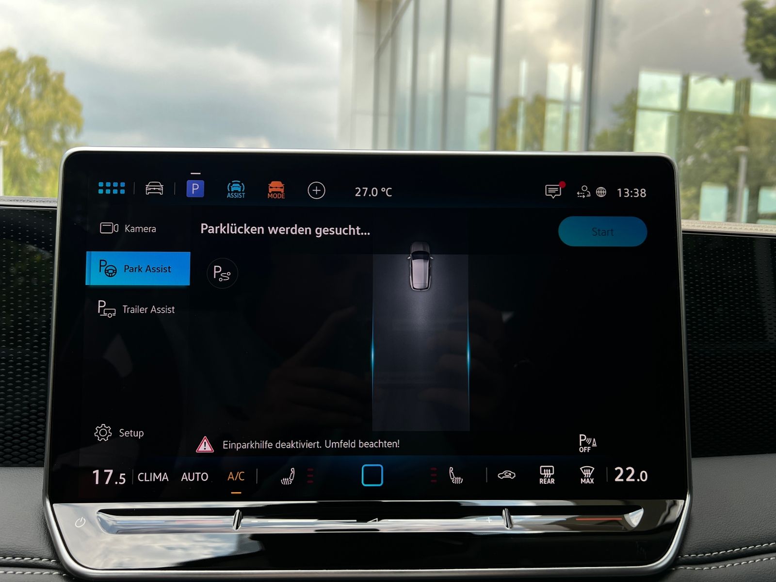 Fahrzeugabbildung Volkswagen Tiguan LIFE 1.5 eTSI DSG *AHK, LED Plus, Kamera,