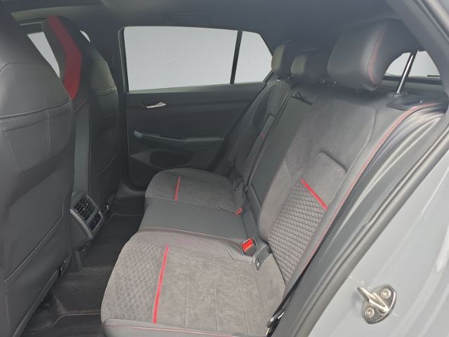 Golf VIII GTI Clubsport PANO+DCC+HEAD-UP+RFK+AKR