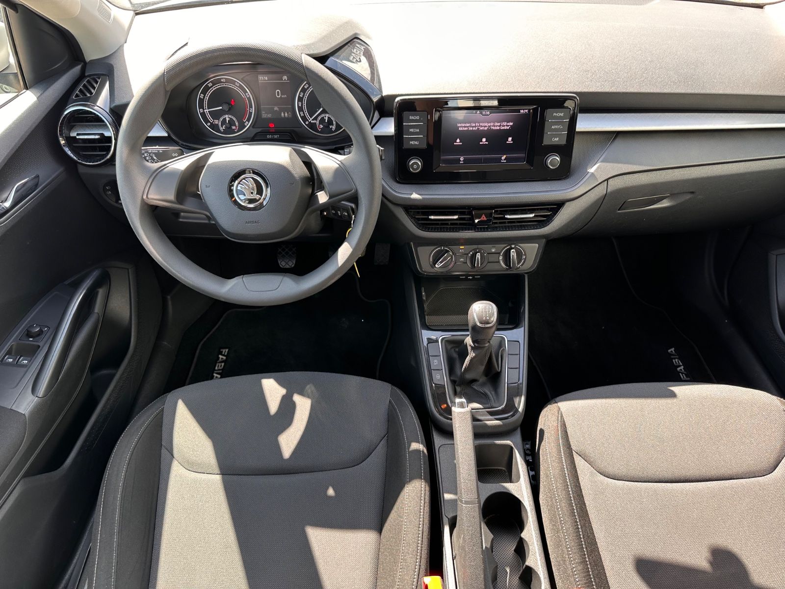 Fahrzeugabbildung SKODA Fabia 1.0 MPI Ambition APP/Klima/GJR