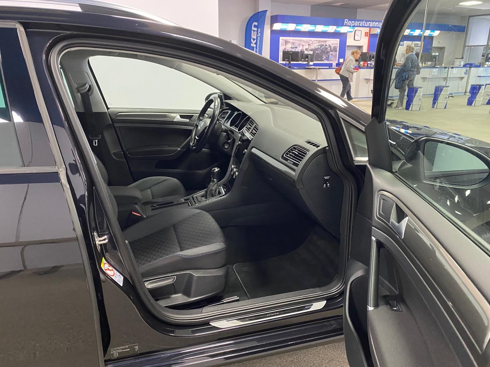 Fahrzeugabbildung Volkswagen Golf Variant VII 1.0 TSI Join+APP+ALLWETTER+NAVI