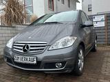 Mercedes-Benz A 180 BlueEfficiency *Rentnerfahrzeug* - Mercedes-Benz Rent