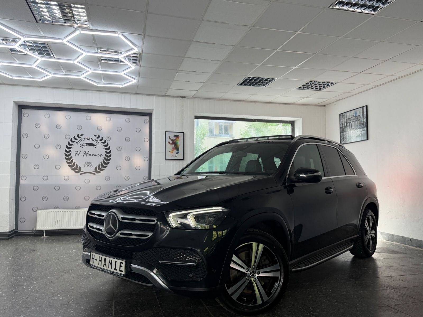 MERCEDES-BENZ GLE 350d 4MATIC PANO BURM 360°HUD MASSAGE