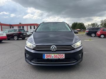 Volkswagen Golf - 2