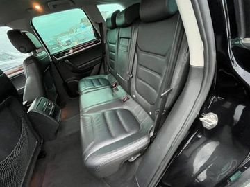 Volkswagen Touareg - 10