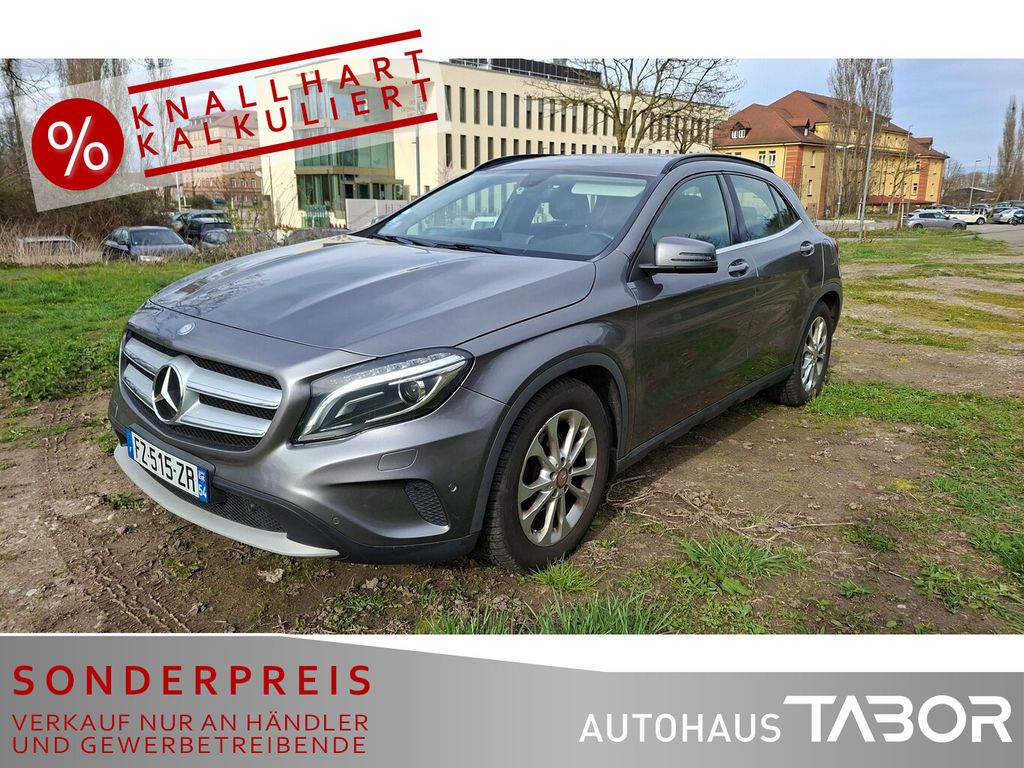 Mercedes-Benz GLA 200