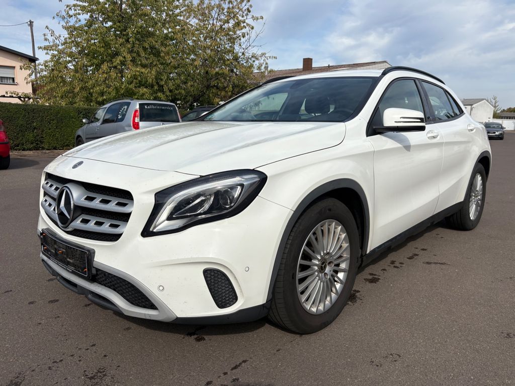 Image of Mercedes-Benz GLA 200