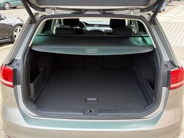 Volkswagen Passat Variant - 7