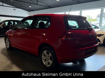 Volkswagen Golf - 6