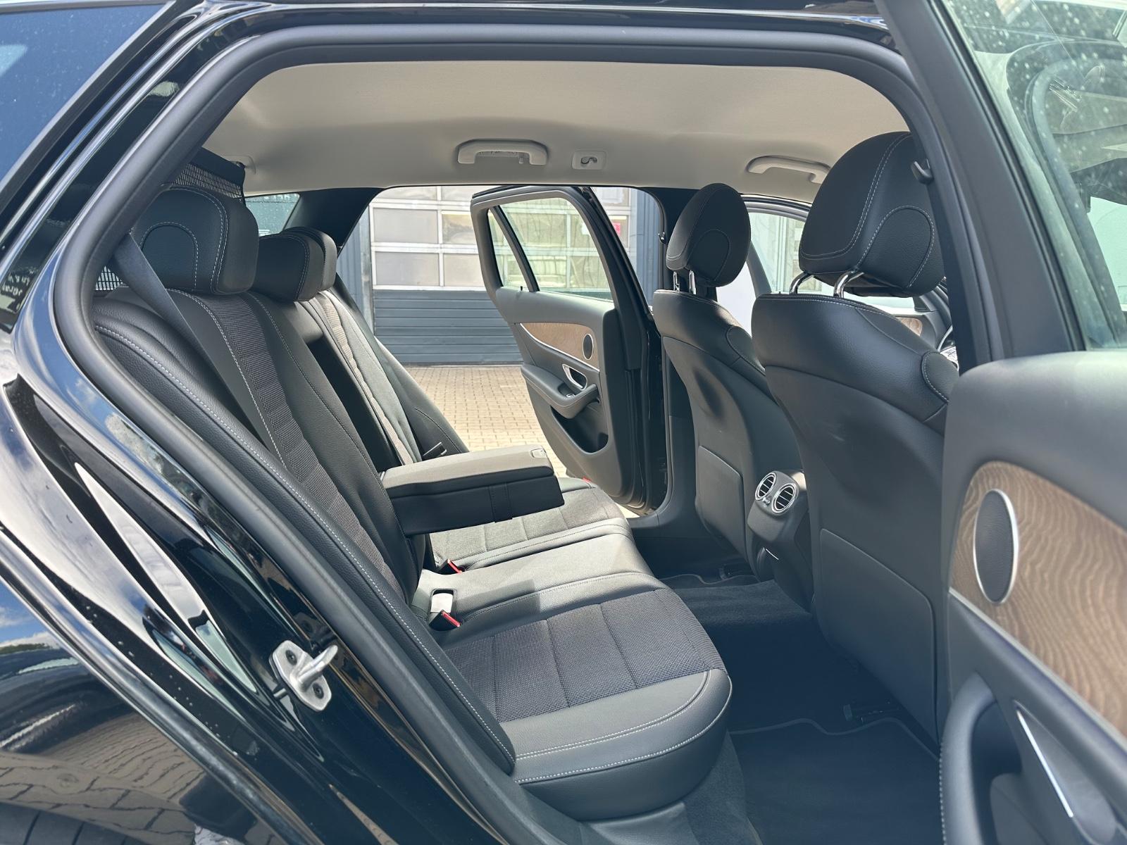 Mercedes-Benz E 300 de 9G T Avantgarde*1HAND*Leder*Virtual*Gar