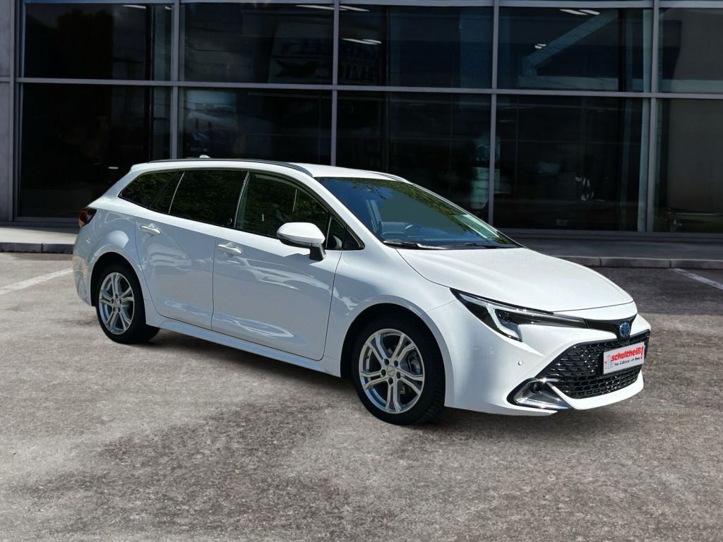 Fahrzeugabbildung Toyota Corolla 1.8 Hybrid Touring Sports Team Deutschla
