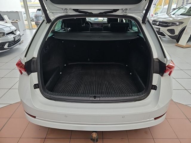 Fahrzeugabbildung SKODA Octavia Combi 2.0 TDI DSG Style MATRIX NAVI PANO