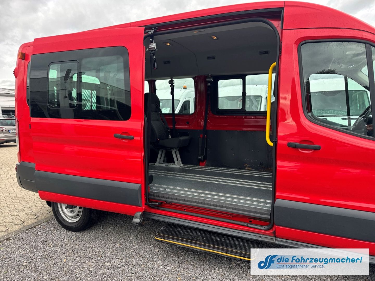 Fahrzeugabbildung Ford Transit Kombi 350 L3 2.2 TDCi DPF *4394