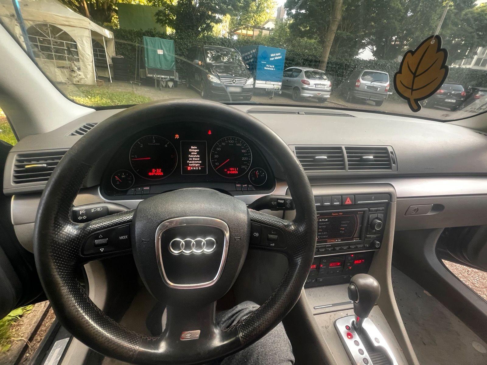 Audi A4 2007 — engine 179 HP (132kW)