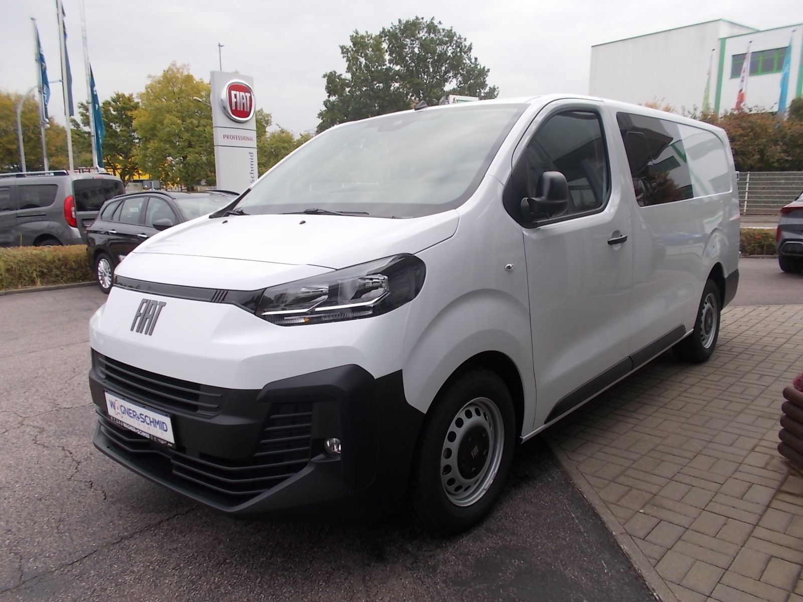Fahrzeugabbildung Fiat Scudo Flexcab 2.0 BlueHDi L3 Lang 6 Sitze