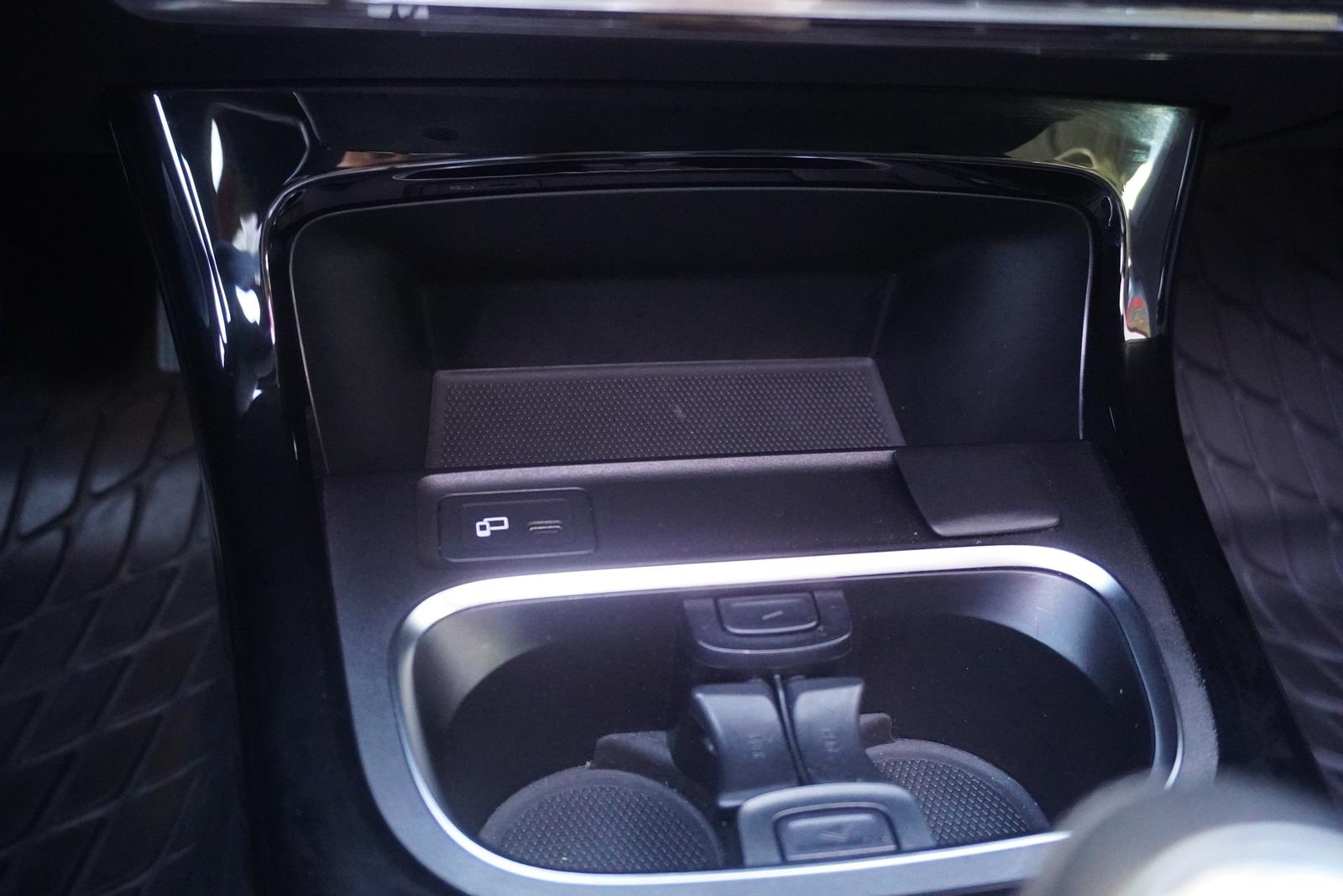 Mercedes-Benz A200 Progressive Navi Panorama Android Apple PDC
