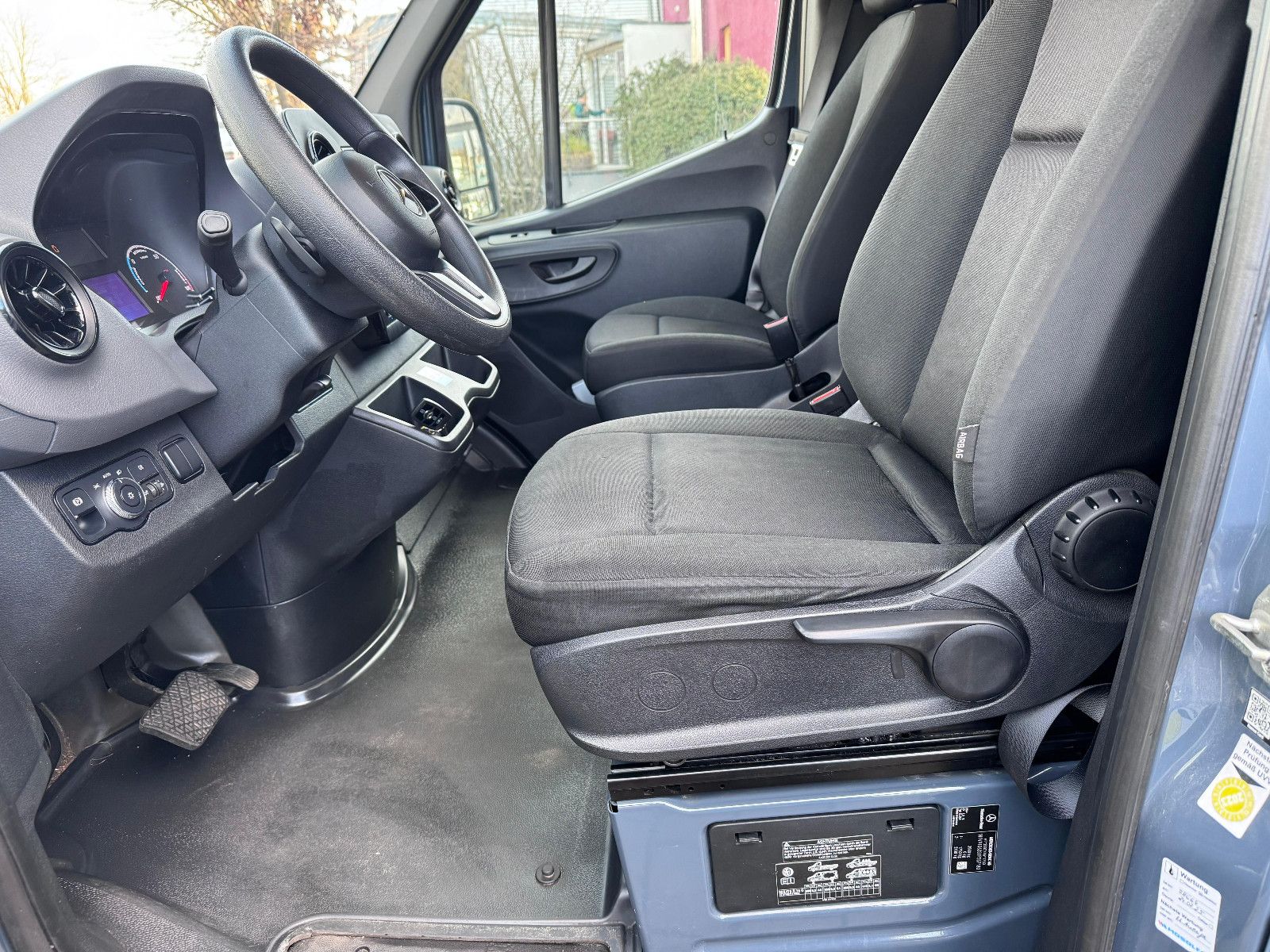 Fahrzeugabbildung Mercedes-Benz e-Sprinter*KAMERA*ELEKTRO*KLIMA*SITZHEIZ*L2H2