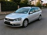 Volkswagen pasat b7 1.6tdi - Volkswagen: Kombi, Pasat