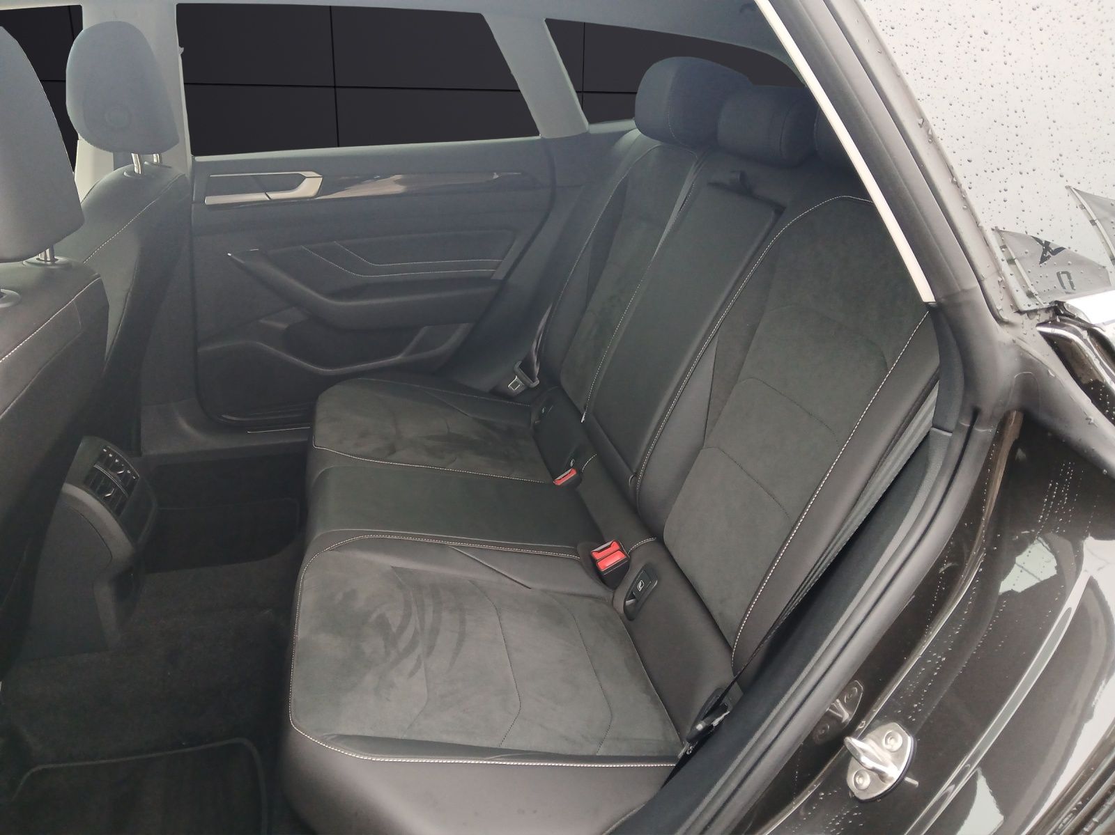 Fahrzeugabbildung Volkswagen Arteon SB TDI Elegance Keyless AHK Kamera ACC