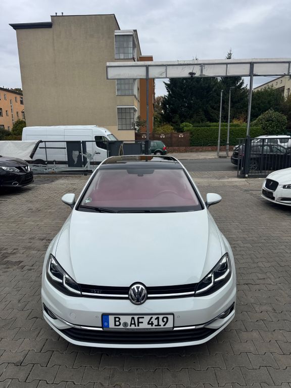 Image of Volkswagen Golf