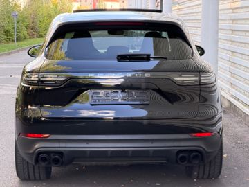 Porsche Cayenne - 5