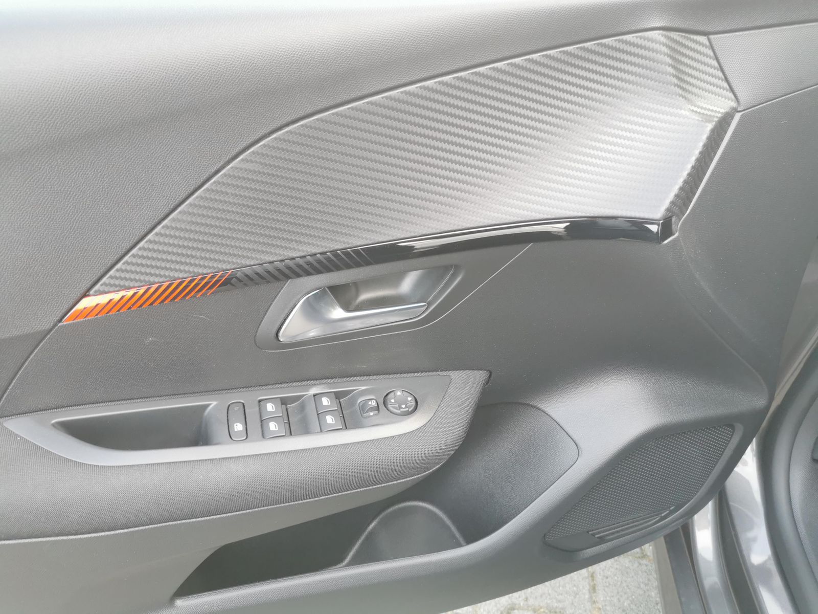 Fahrzeugabbildung Peugeot 208 1.2 PureTech 75, Active Pack