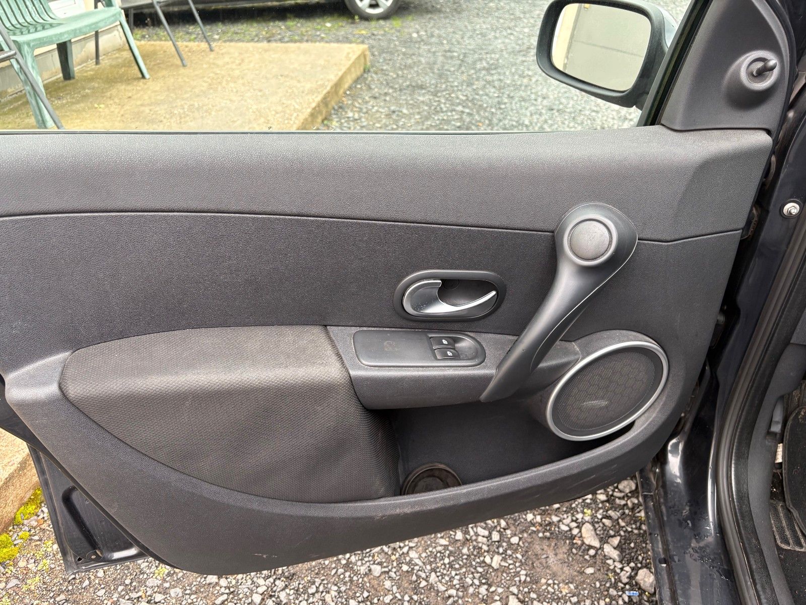 Fahrzeugabbildung Renault Clio III Exception 1.5 dCi Klima Leder TÜV 08/26