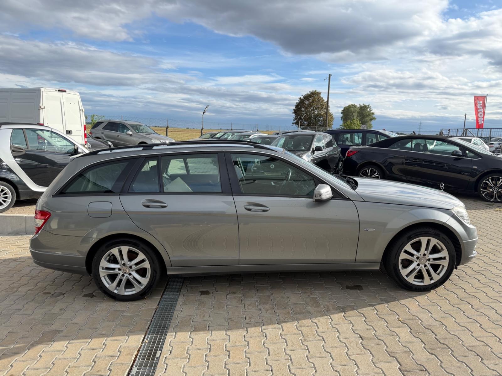 Mercedes-Benz C200 2010 — engine 2.143 cm³, 136 HP (100kW)