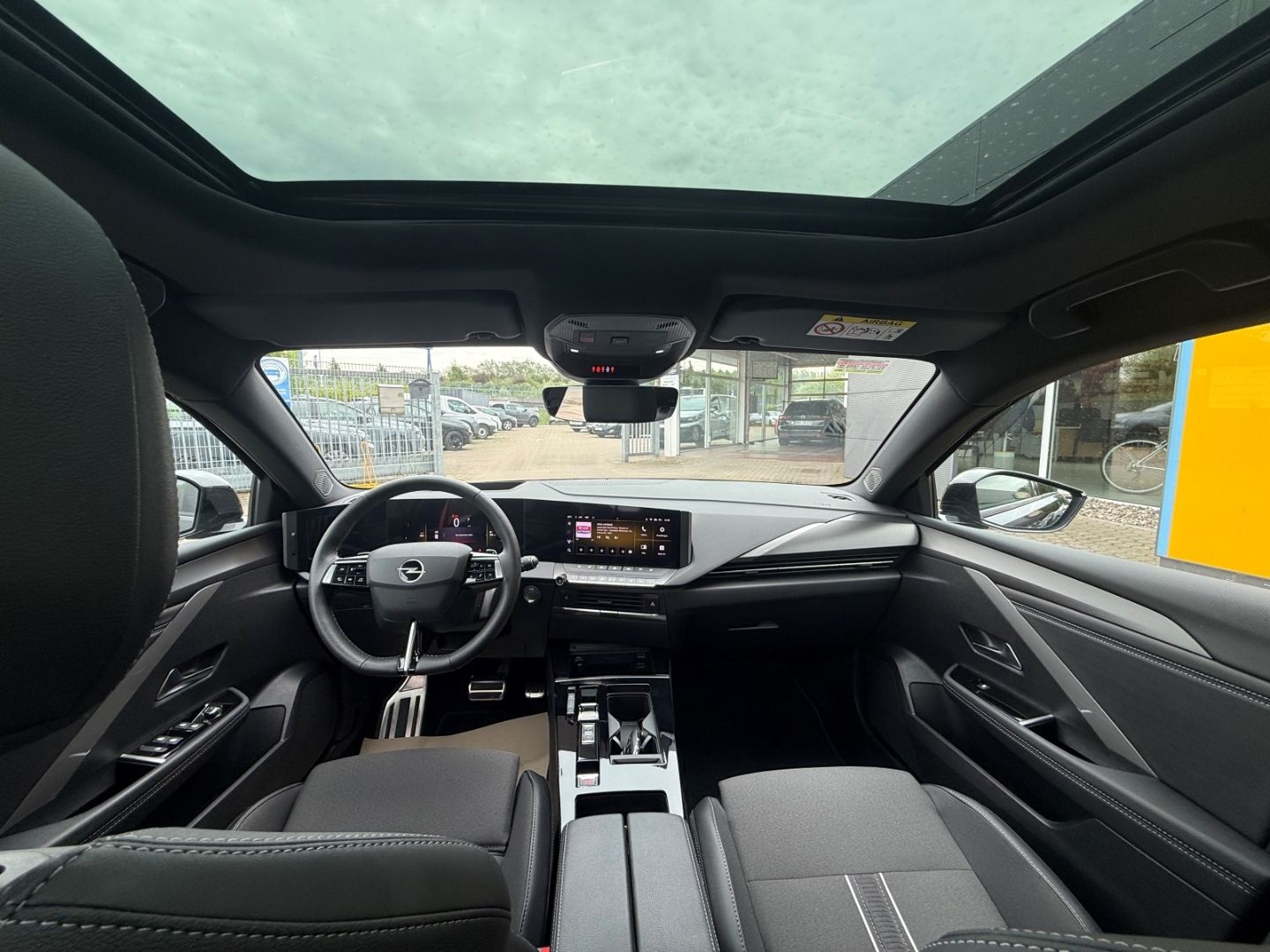 Fahrzeugabbildung Opel Astra L Ultimate Paket SHZ+LHZ+HUD+Kamera+Pano