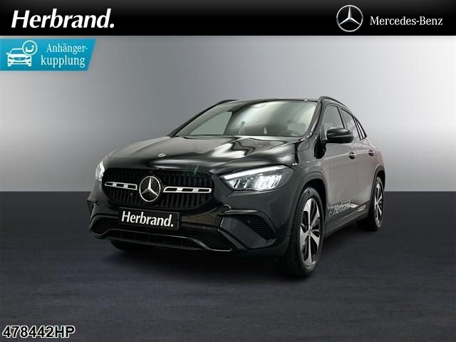 Mercedes-Benz GLA 180  +ADVAN.PLUS+AHK+360°+DISTR.+KEYLESS-GO+