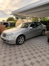 Mercedes-Benz E270 CDI  Automatik, Schieb... - gebrauchte Mercedes-Benz E 270 aus dem Jahr 2002