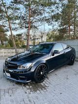 Mercedes-Benz C 350 Coupé Autom. - - Mercedes-Benz C 350: Coupe