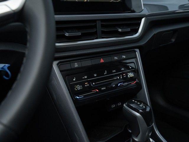 T-Roc Style TSI DSG AHK Kamera ergoSitz ACC