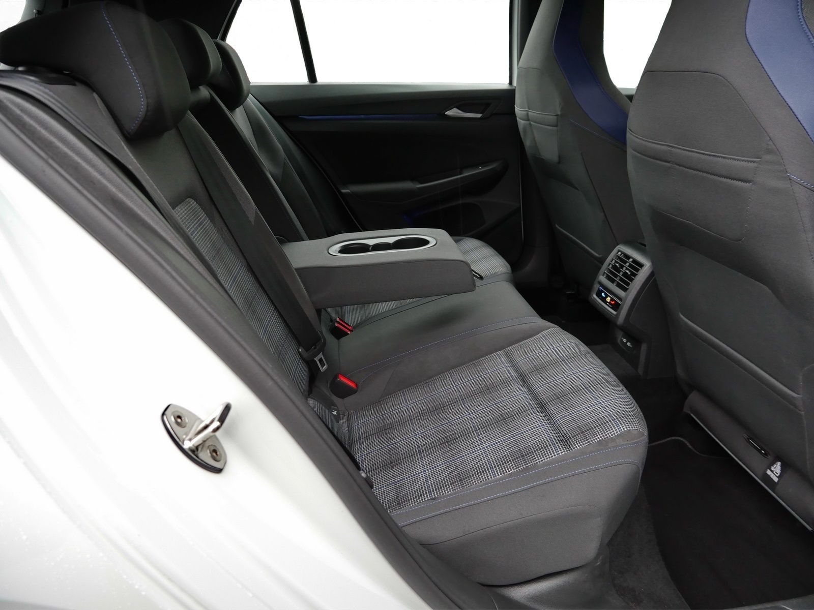 Volkswagen Golf - Bild 17