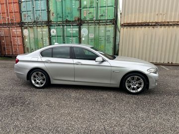 BMW 520 - 5