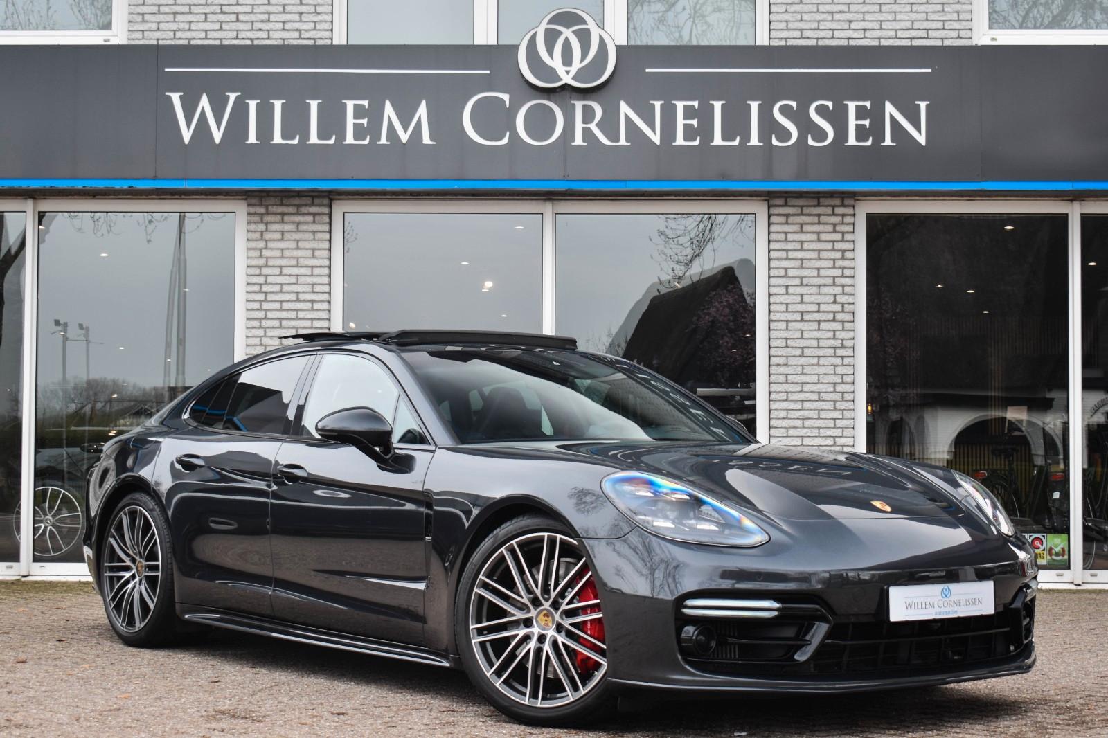 Porsche Panamera GTS AHK Pano PDLS Sport Chrono