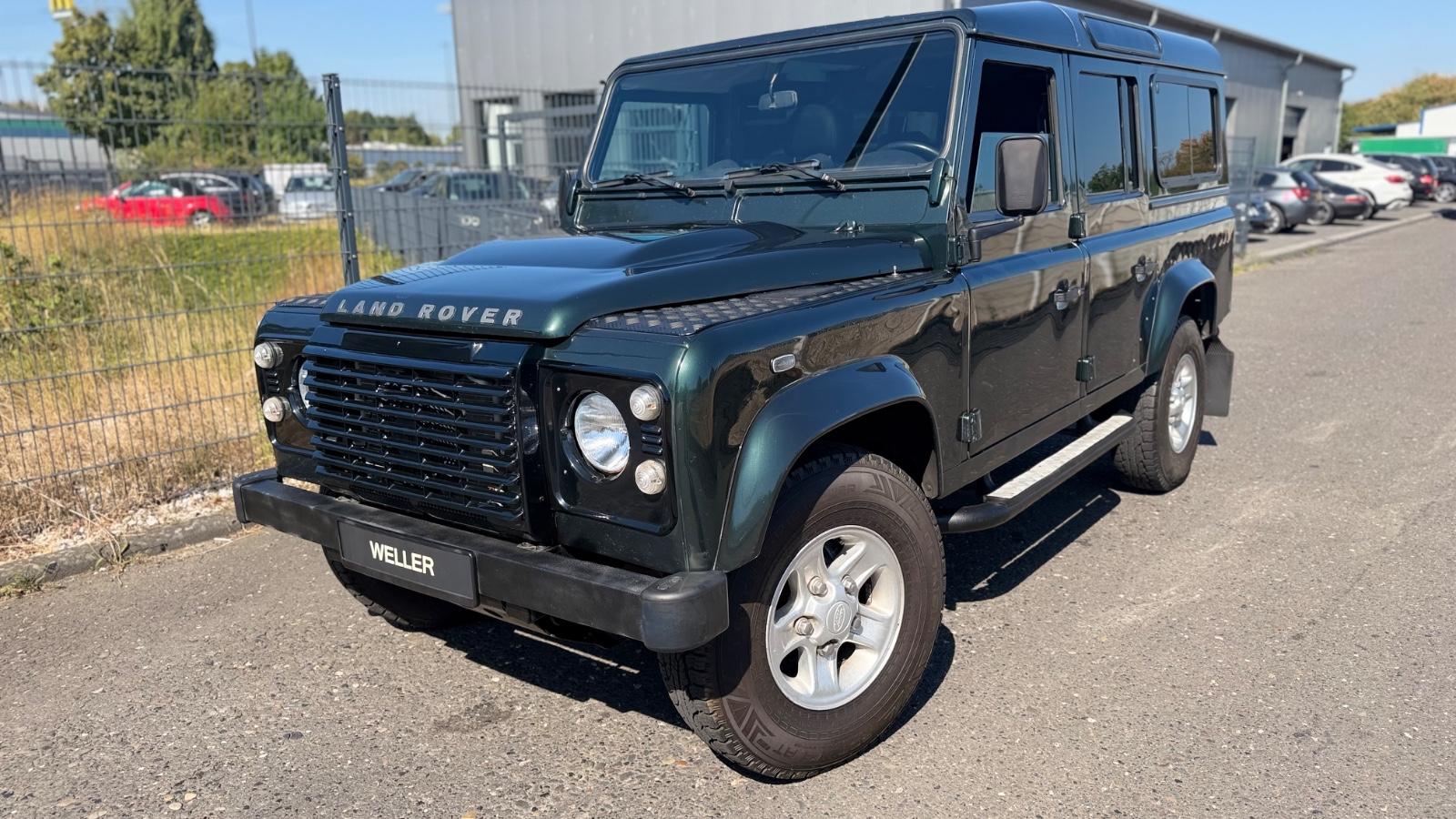 Land Rover Defender 110 Station Wagon 2.4 TD4 | 122 ch | BVM | Sièges sport chauffants | Attelage | Pare-brise chauffant | Jantes alliage