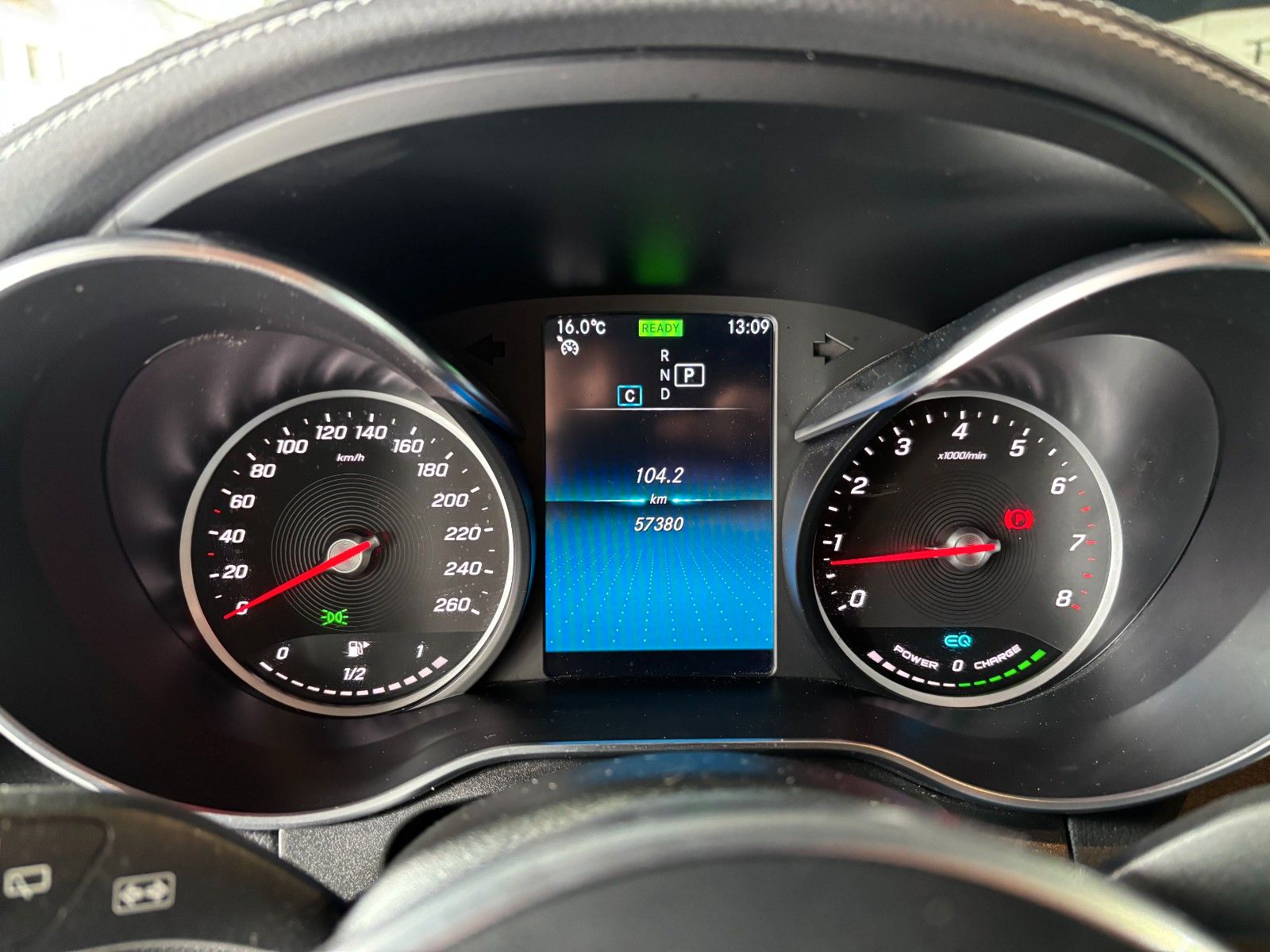 Fahrzeugabbildung Mercedes-Benz GLC 200 4Matic /MULTIMEDIA MBUX/KAMERA/SHZ