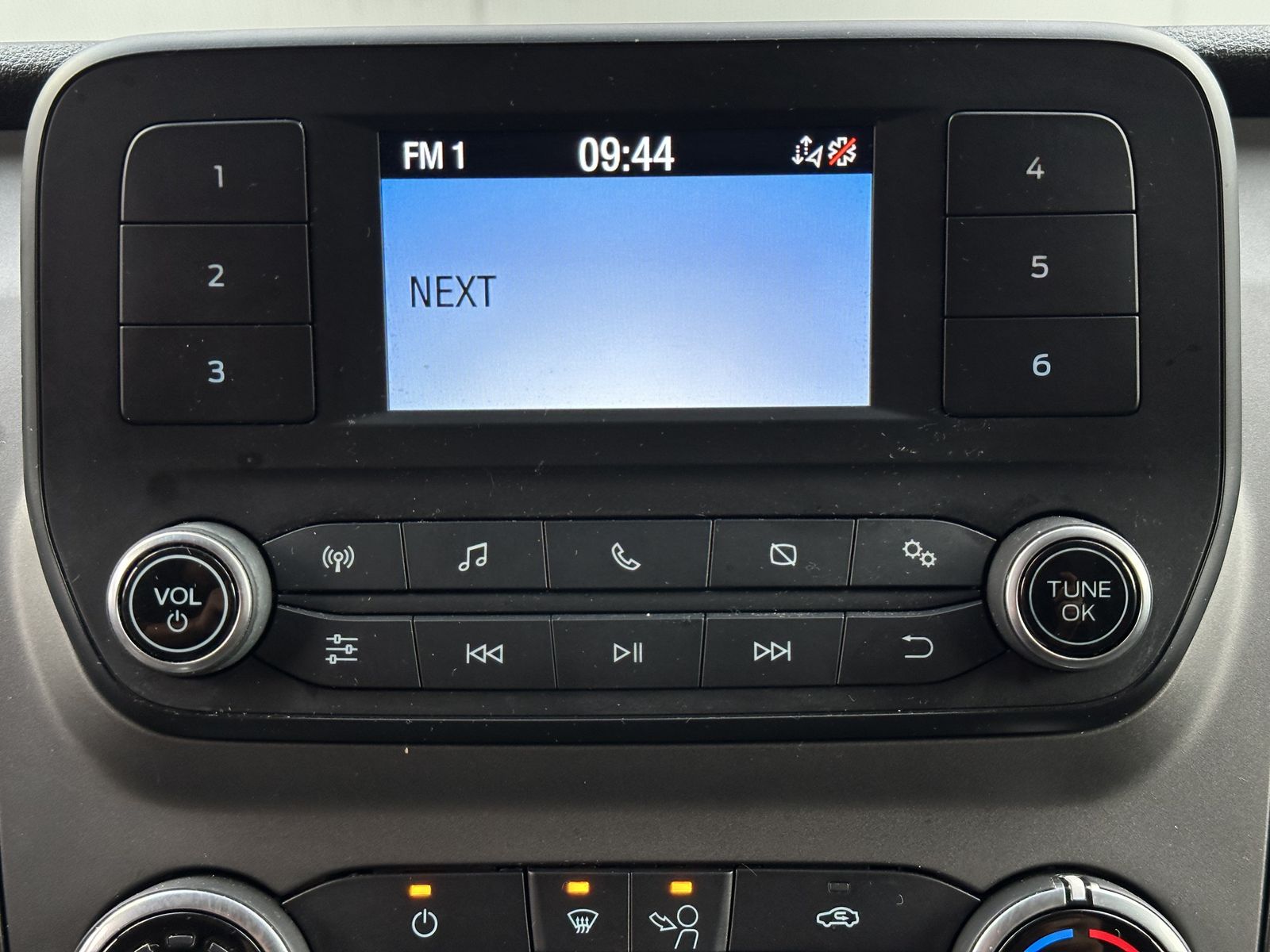 Fahrzeugabbildung Ford Transit Custom 300 L2H1 KAMERA+PP+BLUETOOTH+1HD