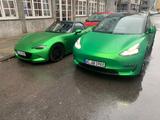 Tesla Model 3 Allradantrieb mit Dualmotor Long Ran...
