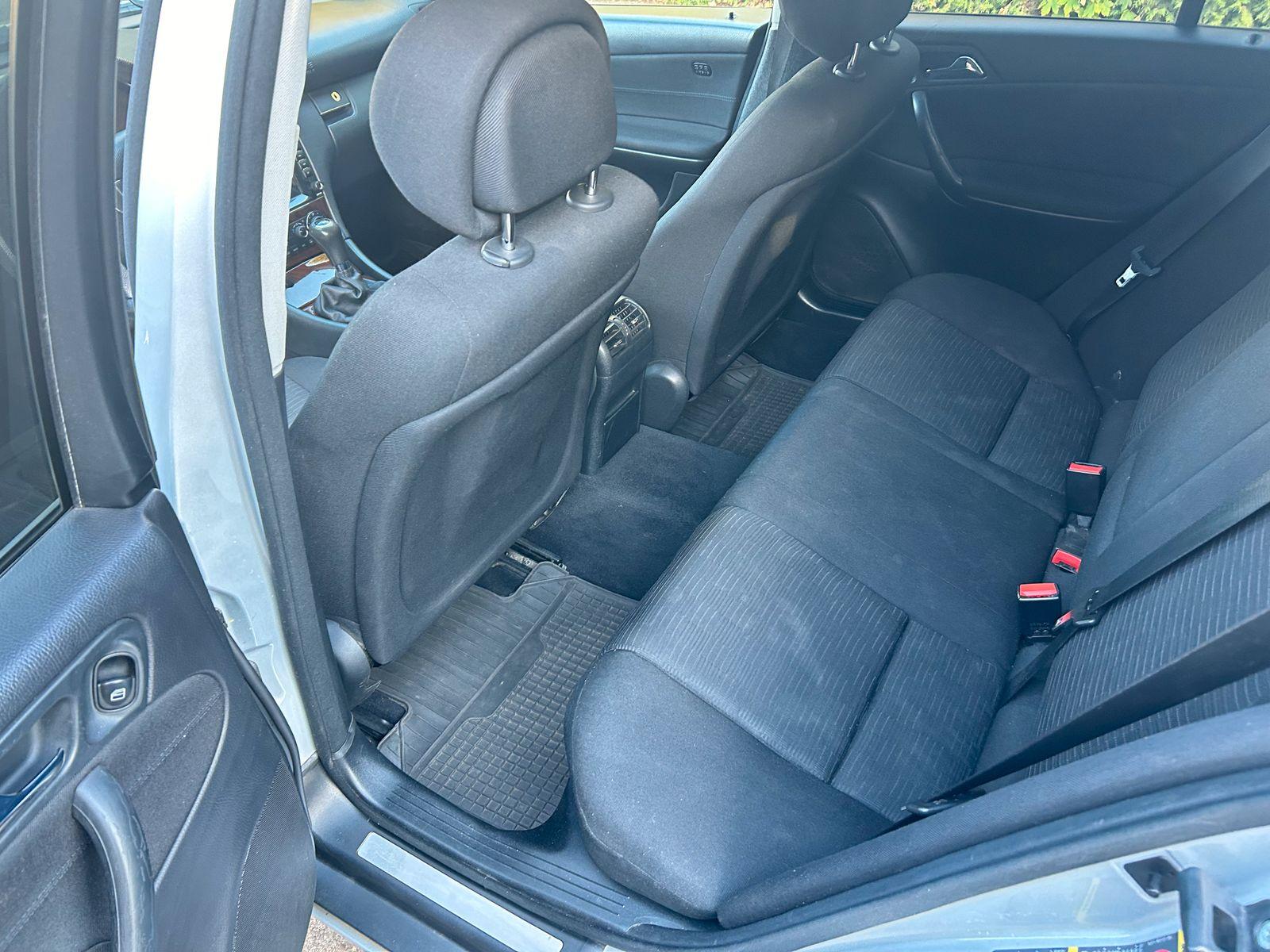 Mercedes-Benz C220 2006 — photo 7