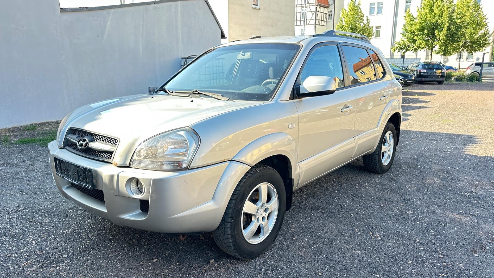 Hyundai TUCSON 2.0 GLS 2WD