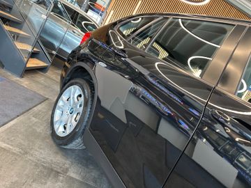 BMW X1 sDrive *TÜV0928*VOLL-LEDER*NAVI*PDC*2-ZONEN*