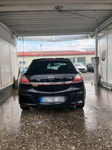 Opel astra gtc 1.4 sehr sparsam