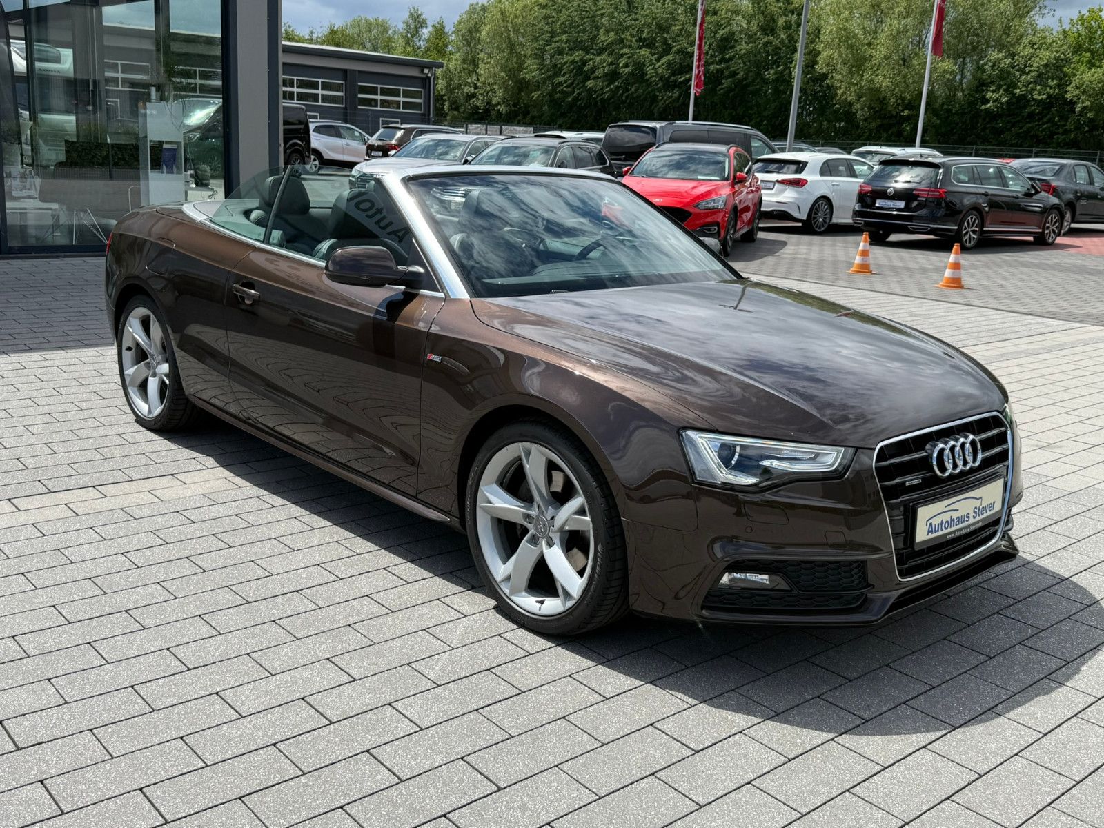 Fahrzeugabbildung Audi A5 Cabriolet 2.0 TFSI quattro S Line